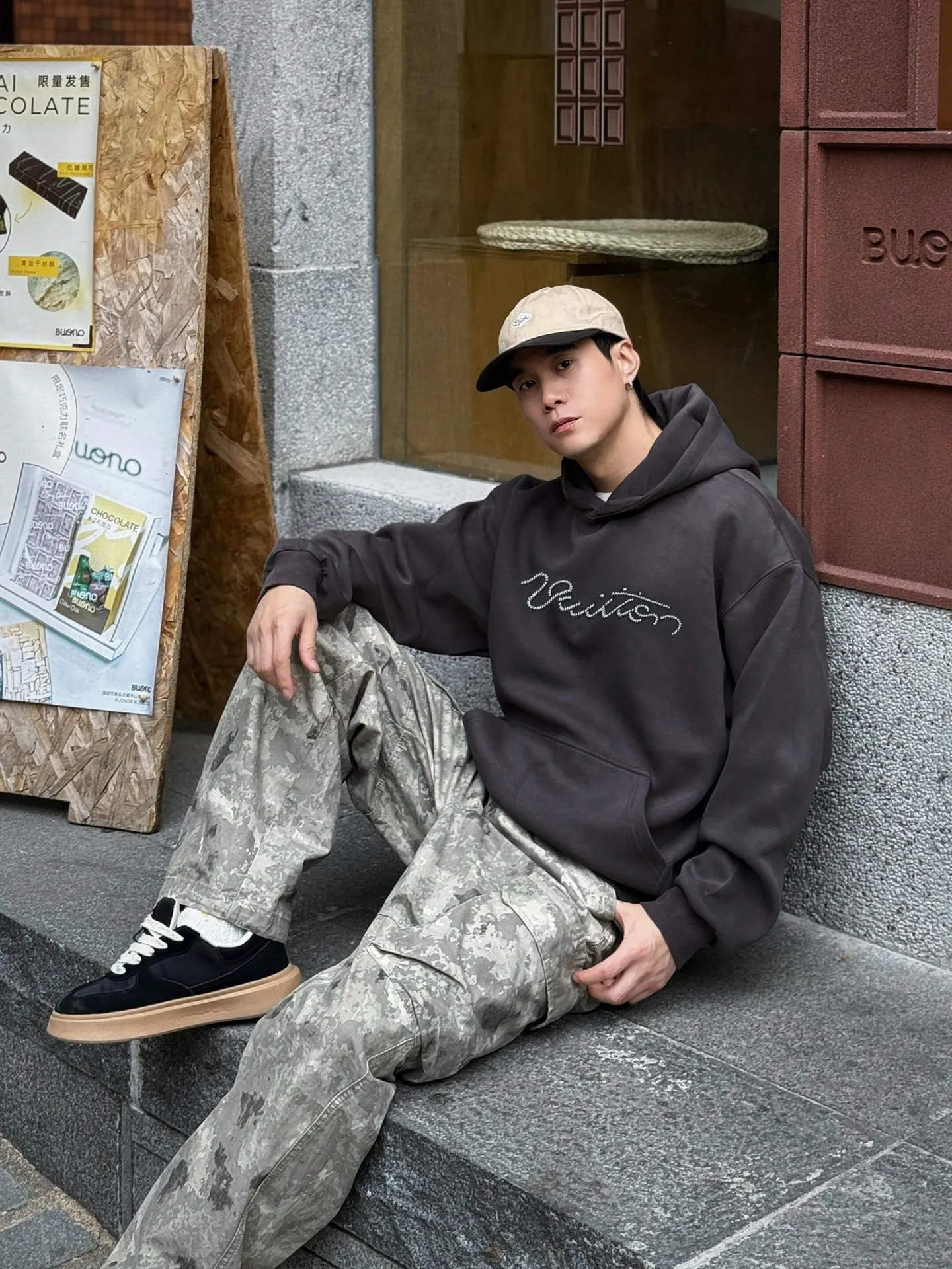 Louis Vuitton/Louis Vuitton beaded embroidered hooded sweatshirt